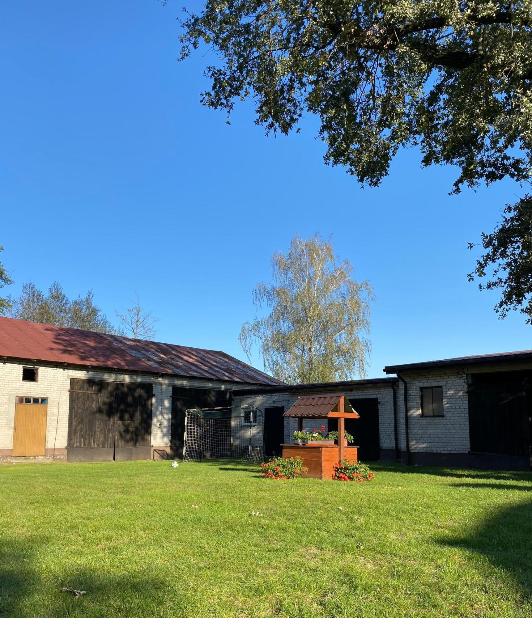 Maciejowka Gospodarstwo Agroturystyczne Poddebice Buitenkant foto